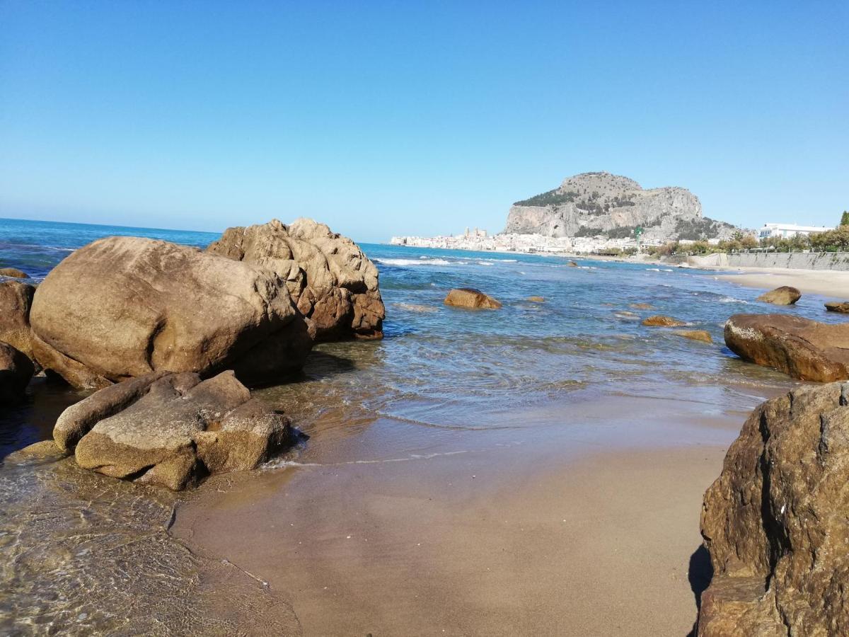 Familyholidays La Finestra Di Fronte Cefalù Buitenkant foto