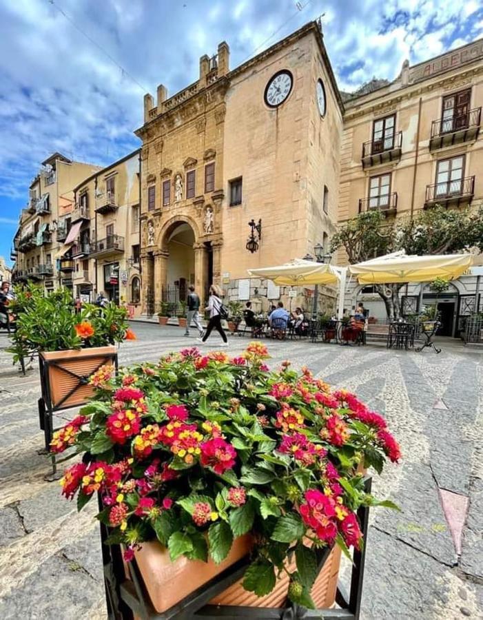 Familyholidays La Finestra Di Fronte Cefalù Buitenkant foto