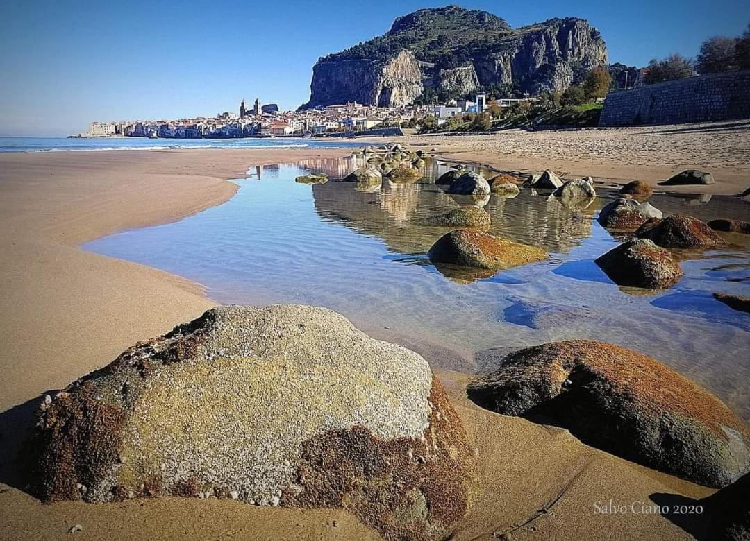 Familyholidays La Finestra Di Fronte Cefalù Buitenkant foto